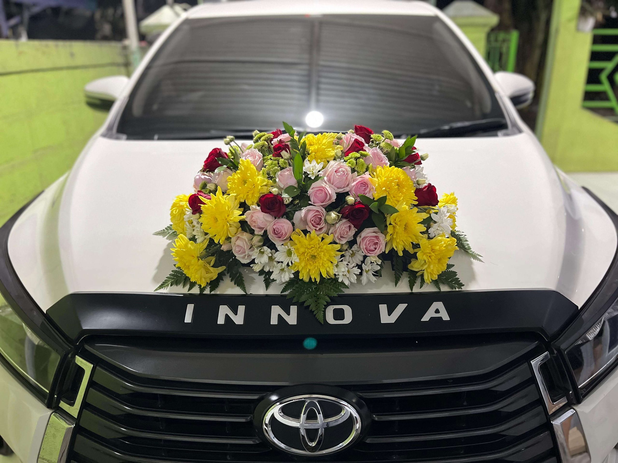 Rangkaian Bunga mobil jombang