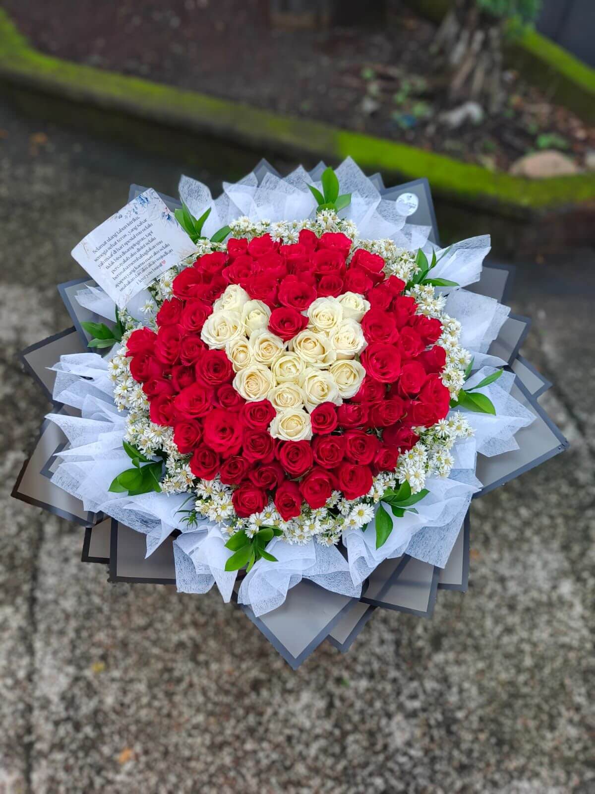 Buket Bunga Mawar Karakter Jombang – Buket Besar