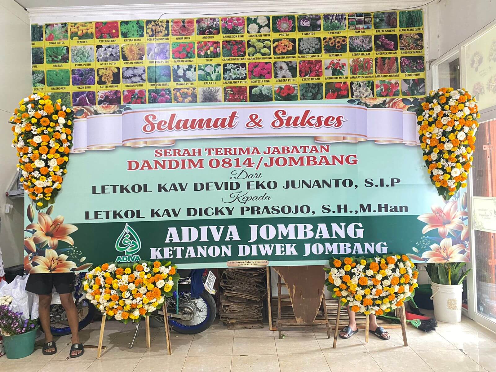 Karangan Bunga Ucapan Besar – 4 Titik Bunga